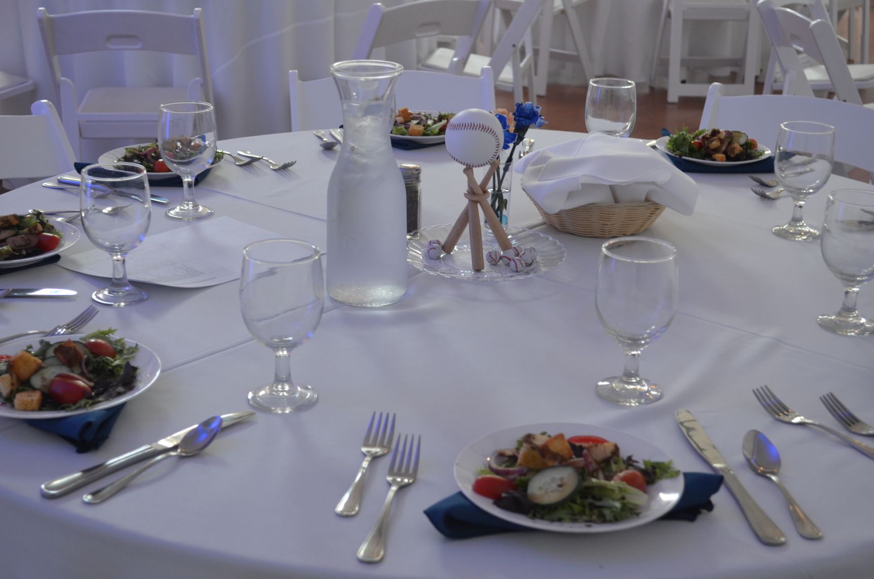catering table setup
